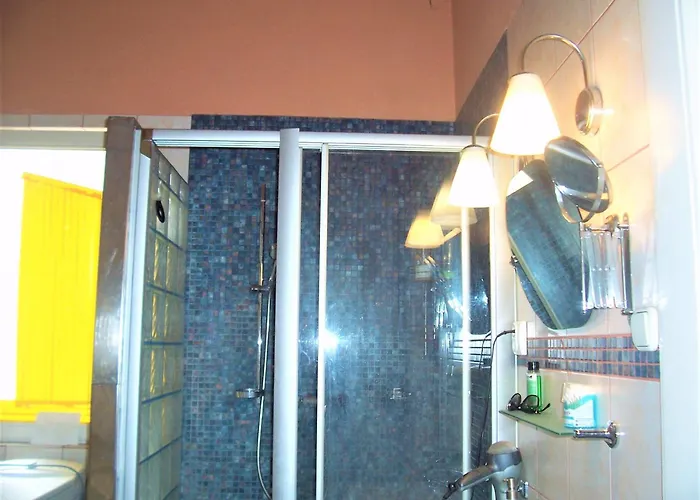 Habitación en casa particular Nestigo